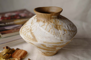 Jupiter Swirl Vase, Medium Broad