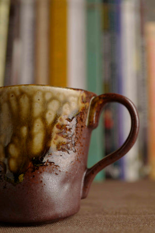 Handmade Ceramic Mug with Drip Glaze – Brown and Caramel Stoneware Coffee Cup – Rustic Wabi-Sabi Japandi Pottery Gift for Art Lovers