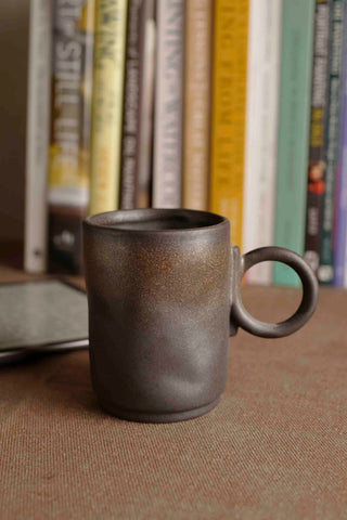 Handmade Metallic Black Glazed Ceramic Mug – Stoneware Raku Ware Espresso Cup with Round Handle – Wabi-Sabi Japanese Raku Pottery Gift
