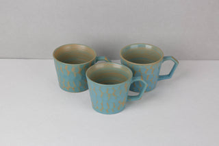 CAELUM 04 Handmade Ceramic Mug — Sky Blue & Ochre, 350 ml