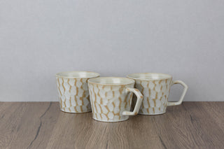 CAELUM 05 Handmade Ceramic Mug — Carved Ivory & Beige, 350 ml